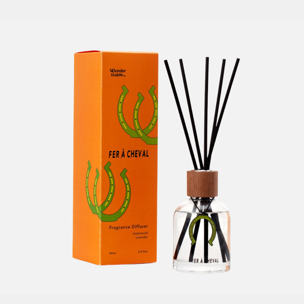 <span data-mce-fragment="1">Fragrance: </span>Bois de cèdre et lavande 150ml